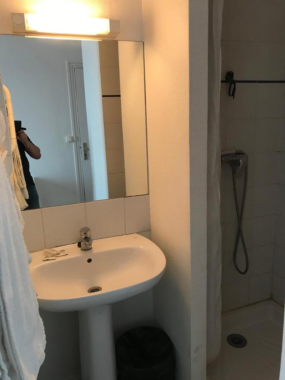 Hotel Moderne Saint-Maur-des-Fosses Ngoại thất bức ảnh